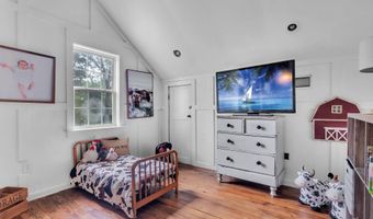 1098 Charles Marks Rd, Arnaudville, LA 70512