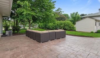 54 OPPORTUNITY Way, Appleton, WI 54915