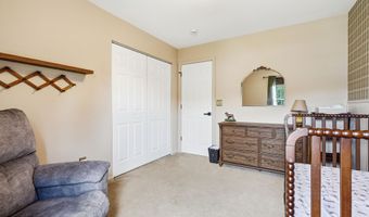 5 Tradewinds Ave, Barnegat, NJ 08005