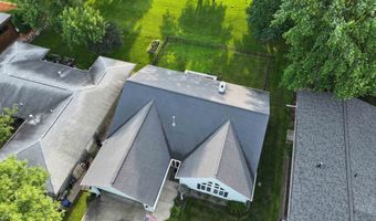946 Emerald Hills Dr S, Arnolds Park, IA 51331