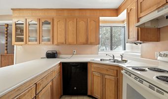 515 S 11TH St, Belen, NM 87002