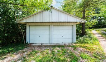 6628 Bateman Ln, Athens, OH 45701