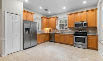 215 OCEANIA Ct, Apollo Beach, FL 33572