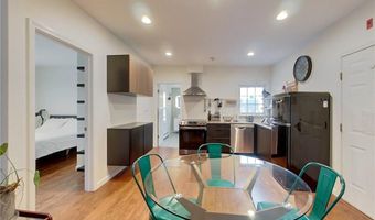 26 Cliff Ave 2, Newport, RI 02840