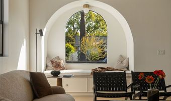 3923 Revere Ave, Los Angeles, CA 90039