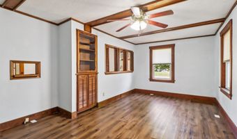 418 N 15th St, Adel, IA 50003