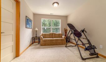 21626 GLAZE Rd, Veneta, OR 97487