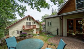 307 Hillcrest St, Ashland, OR 97520