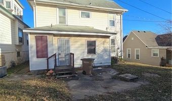 121 N 10th St, Atchison, KS 66002