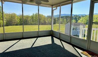 377 Upper Grassy Branch Rd, Asheville, NC 28805