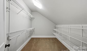 1815 DeArmon Dr, Charlotte, NC 28205