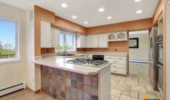 6411 Ridge Tree Cir, Anchorage, AK 99507