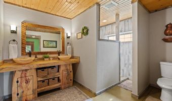 21807 E Doyle Rd, Cataldo, ID 83810