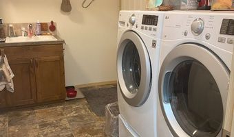 97168 HENDERSON Rd, Brookings, OR 97415