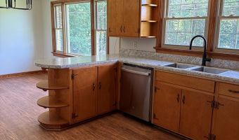 609 Piney Mountain Rd, Appomattox, VA 24522