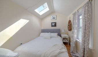 5 Bowles Ave, Bar Harbor, ME 04609