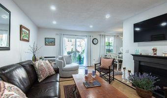 31 Bullocks Point Ave 2A, East Providence, RI 02915