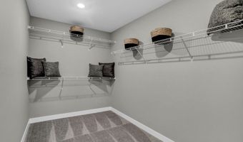 7620 Allesley Dr, Avon, IN 46123