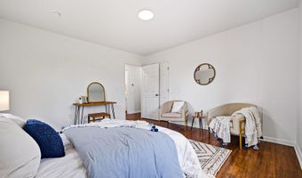 121 Walnut St, Ashville, OH 43103