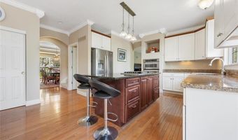 238 Pointe Lucerne Ct, Ballwin, MO 63011