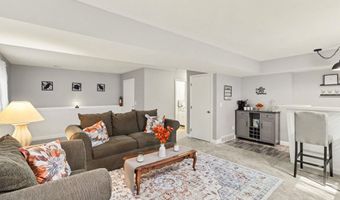 1970 Country Club Way, Albion, MI 49224