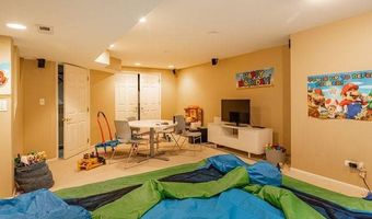 3960 Georgetown Cir, Algonquin, IL 60102