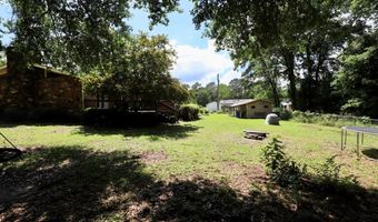 805 Mcrae Rd, Camden, SC 29020