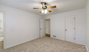 135 Longbranch Ct, Athens, GA 30605