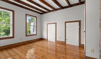 6 Richs Ct, Amesbury, MA 01913