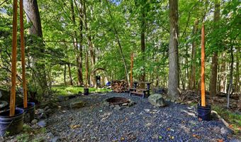 9 THREE WILLOWS Ct, Baltimore, MD 21228