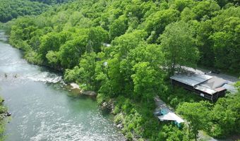 1738 Highland Trl, Alderson, WV 24910
