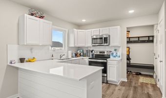2720 21st St SW, Altoona, IA 50009