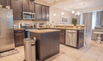 8079 Brooksville Dr, Davenport, FL 33896