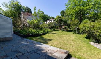 950 BRADFIELD Rd, Abington, PA 19001