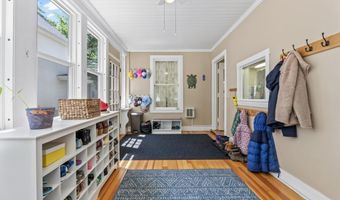 23 Chapel St, Augusta, ME 04330