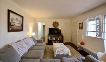 948 Pinebluff Lake Rd, Aberdeen, NC 28315