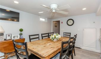 24 Columbus Blvd, Cranston, RI 02910