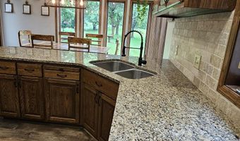 39081 Greenwood Ln, Aberdeen, SD 57401