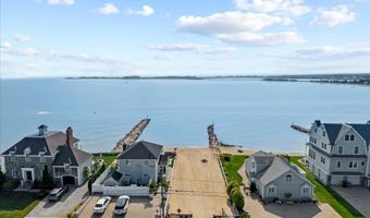 5 Hammock Pkwy, Clinton, CT 06413
