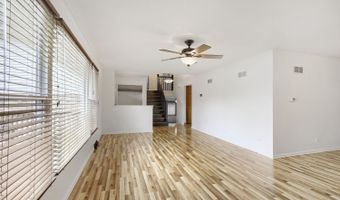816 W Heritage Dr, Addison, IL 60101