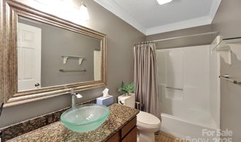 100 Ballantree Dr, Asheville, NC 28803