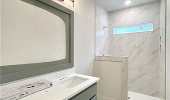 2 Witney Ln, Bella Vista, AR 72714