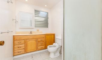 99-1178 Halawa Hts Rd, Aiea, HI 96701