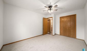 1000 E Maywood St, Brandon, SD 57005