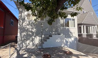 1725 Bay St, Alameda, CA 94501