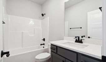 1301 Berkshire Ln, North Liberty, IA 52317