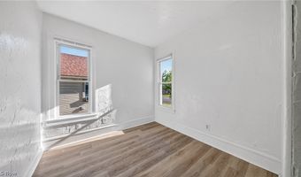 511 Brown St, Akron, OH 44311