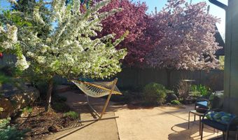 60875 Goldenwood Loop, Bend, OR 97702