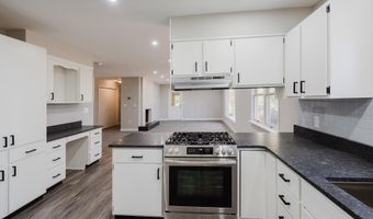 5 CROSSLEY Dr, Dover, DE 19901