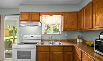 4816 Wick Mor Dr, Alton, IL 62002